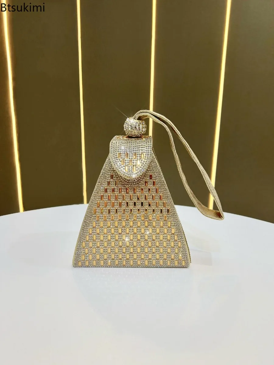 2026 Fashion Ladies Evening Bags Elegant Daily Casual Clutch Triangle Design Diamonds Party Dresses Bags Handbags Banquet Purses