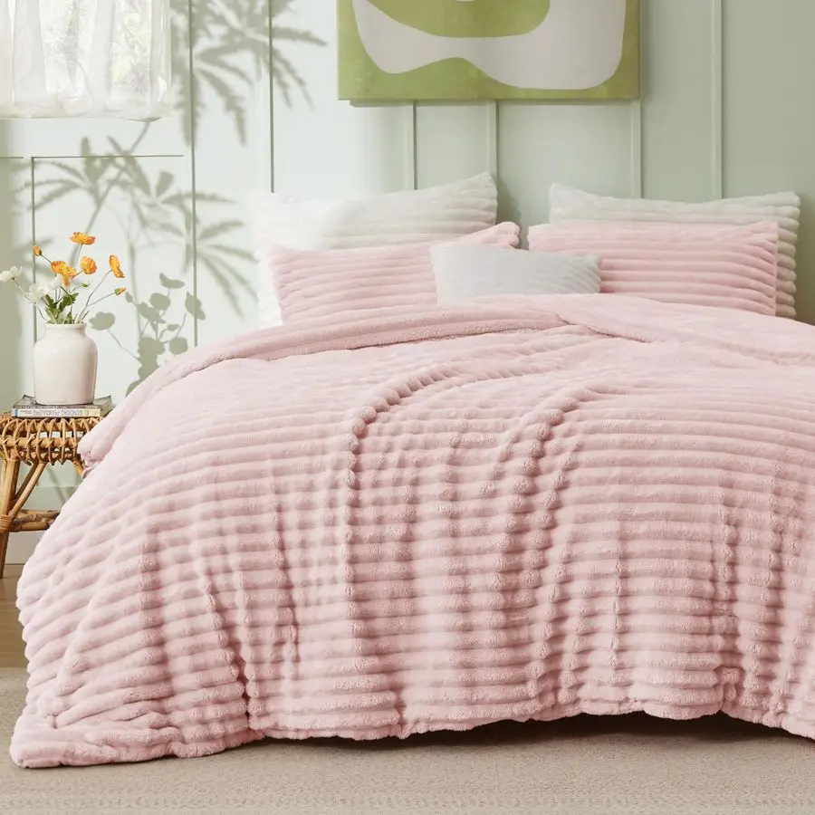 

Fluffy Comforter Set Queen Super Soft Faux Fur Bed Set Pink, Warm Plush Fleece Winter Bedding, 3 Pieces, 1 Shaggy Fuzzy All Seas