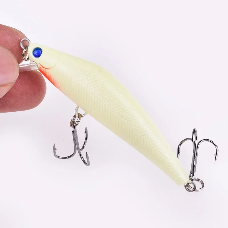 1 Pc Luminous Night Fishing Minnow Lure 8cm 8.5g Artificial Hard Baits with 6# Treble Hooks Isca for Bass Pike Carp Crankbaits