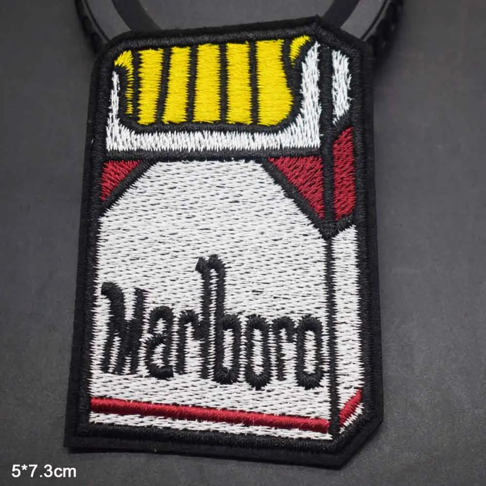 Smoking Box Green Skull with Hat a Knife special forces Cigarette Patches  for Clothes Sew Iron on Appliques Round Badges