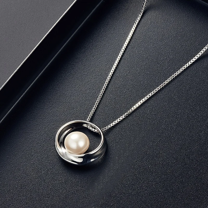 Accessories for Women Hollow Round Jewelry Set Pearl Pendant Necklace Stud Earrings Set Brides Valentine\'s Day Gift for Women