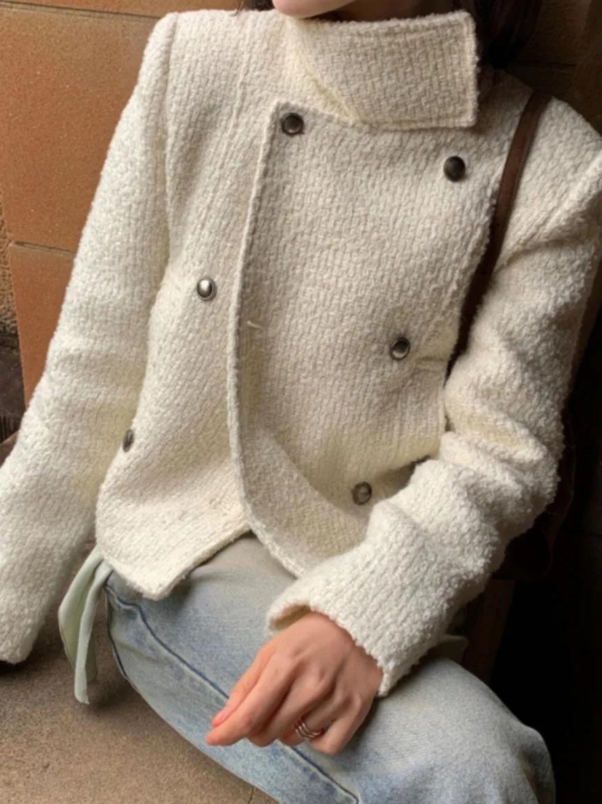 Elegant Short Button up Coat Women's Chic Autumn Winter Fashion Luxury Style Small Fragrance Style Age Defying Outerwear