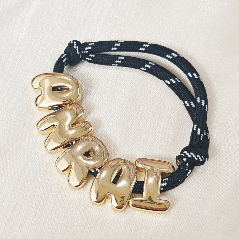 Aangepaste grote bubble letter armband, gepersonaliseerde beweegbare armband, kleurrijke touw DIY armband, sieraden cadeau