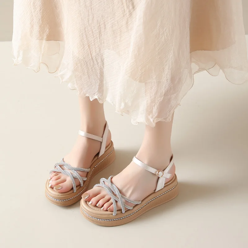 2025 Hot Selling Beach Comfortable One Word Water Diamond 6cm Thick Bottom Non slip Outdoor Women's Sandals