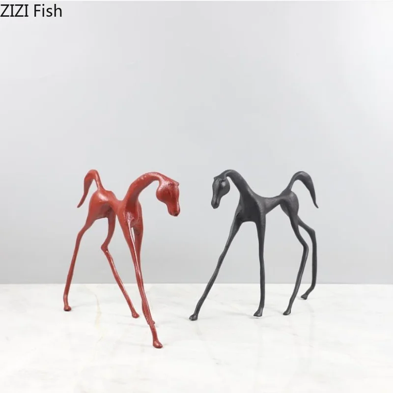 Creative Cast Iron Dark Horse Red Horse Animal Sculpture Desktop Ornament Living Room Decoration Artwork Home Decoration Gift