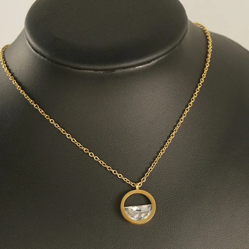 New ins Stainless Steel 18K Zircon Pendant Necklace For Women Girls Hollow Transparent Heart Necklaces Fashion Jewelry Gift