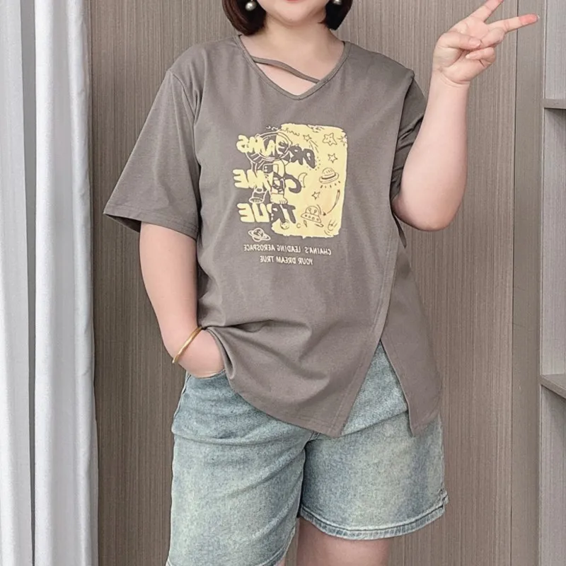 

Design V-neck hollowed-out Slit short-sleeved T-shirt Women Summer 2024 New Plus Size Loose Thin Combed Cotton Basic Tops