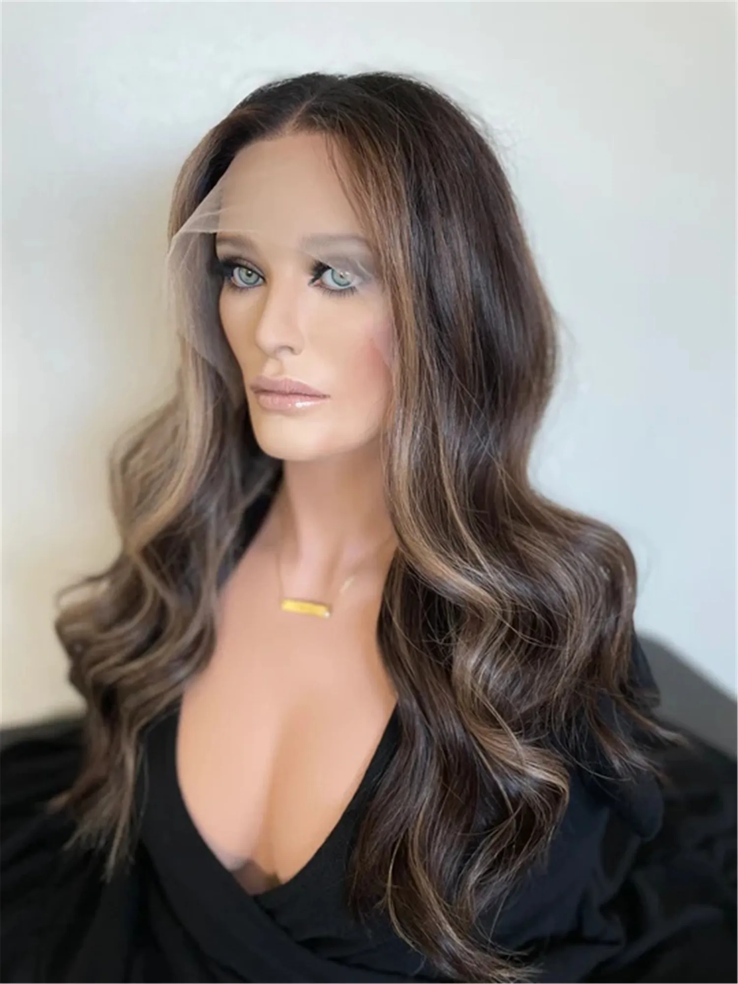 Luxury High Heat Resistance Synthetic Hair Natural Looking Wig for Women Dark Wigs with Blonde Highlights Glueless Wigs 20 Inch