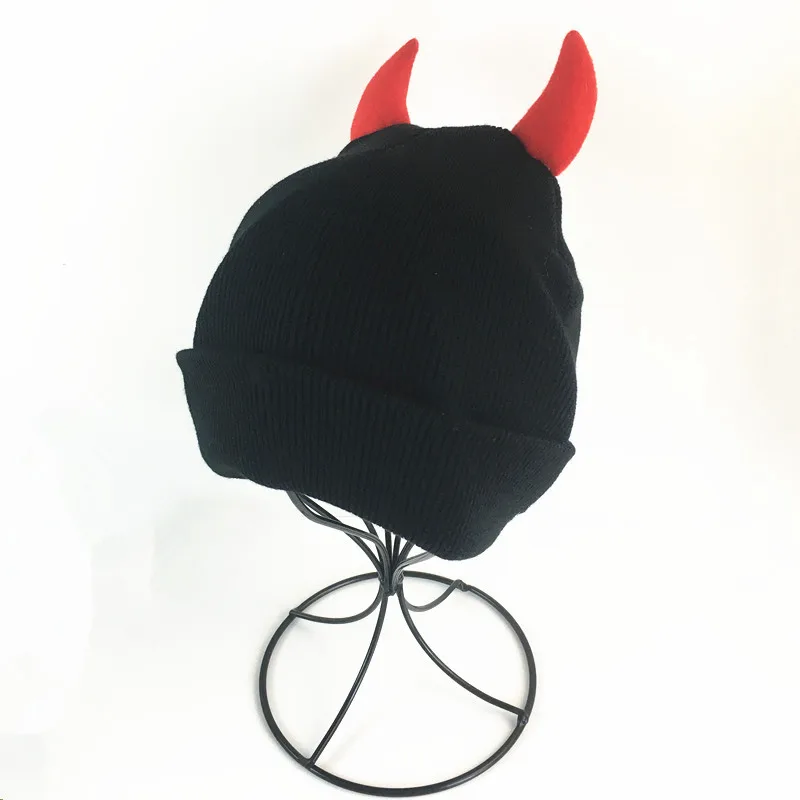 Fashion Outdoor Devil Cow Horn Knitted Cap Warm Ear Protection Wool Cap Street Hip-hop Cap Couple Elastic Breathable Beanies Hat