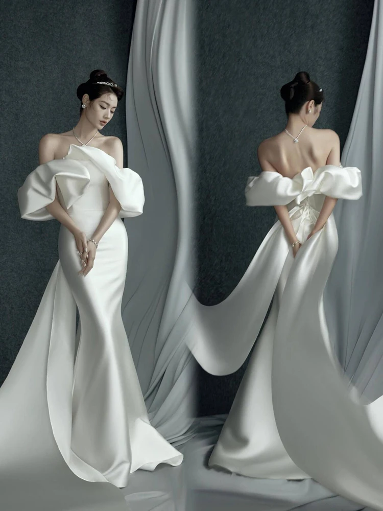 

Minimalist Korean Style Wedding Dress Photography Costume Elegant Waist-Cinched Fish-Tail Satin Surface Evening Gown