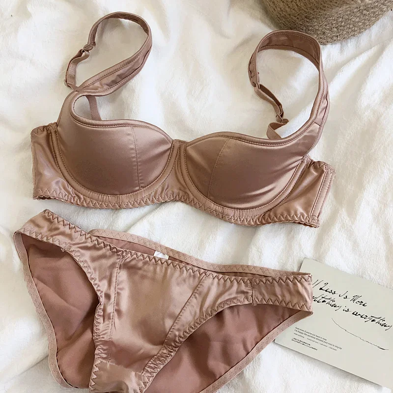 

Sexy small half cup on top of retro style underwear set women smooth bra with steel ring push up lingerie and panties