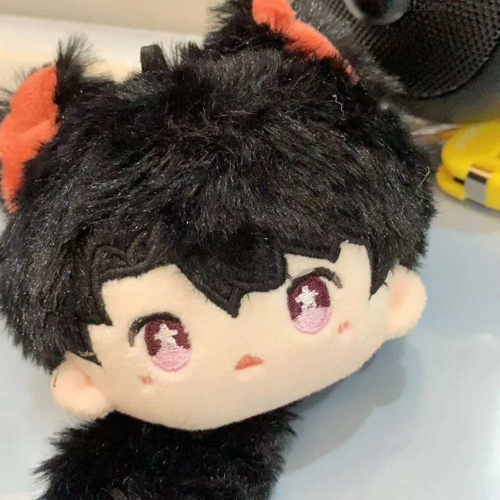 Atributos de amor e espaço profundo, mercadorias periféricas, pingentes pequenos de pelúcia de grupo, chaveiros, presentes de aniversário, bonecos de algodão