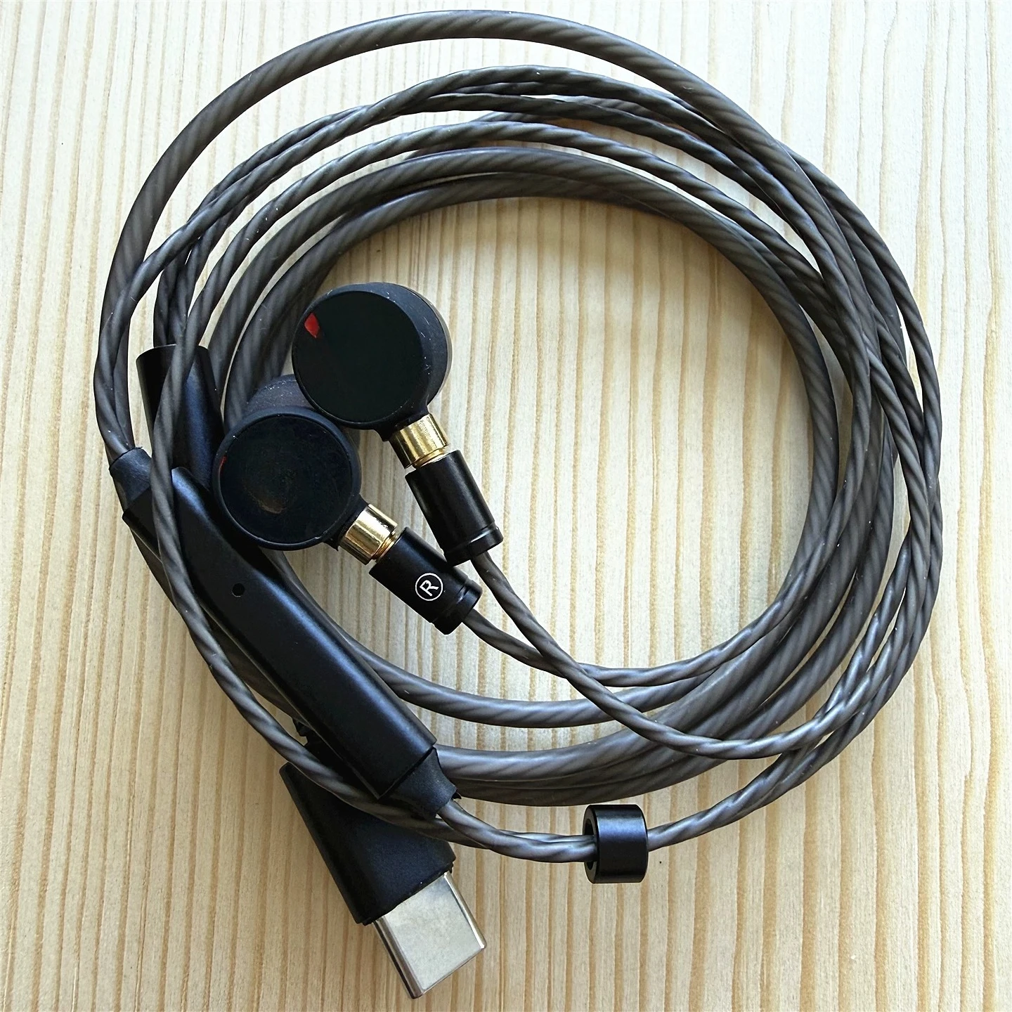 audifonos-intrauditivos-beats-urbeats-30-con-cable-magnetico-tipo-c-interfaz-mmcx-chip-cx31993-universales