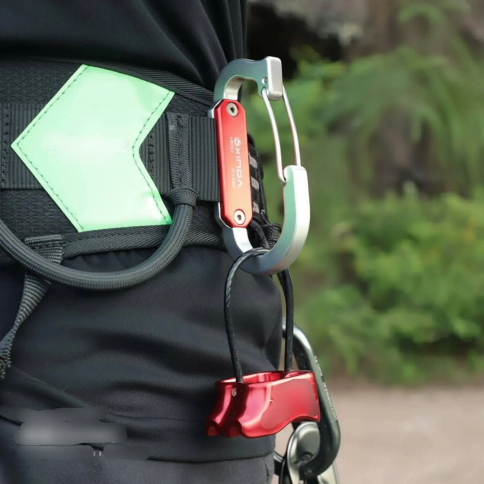 harness-tool-holder-lightweight-climbing-gear-clip-carabiner-gear-clip-compact-design-for-climbers