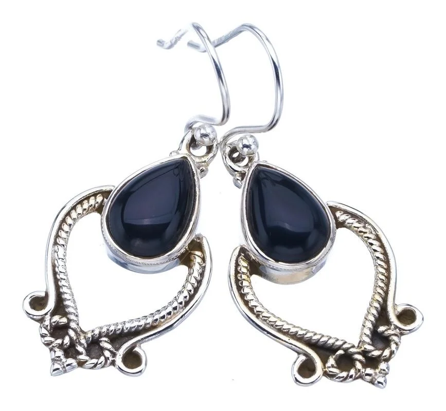 

Серьги из серебра 1,5 пробы с ониксом