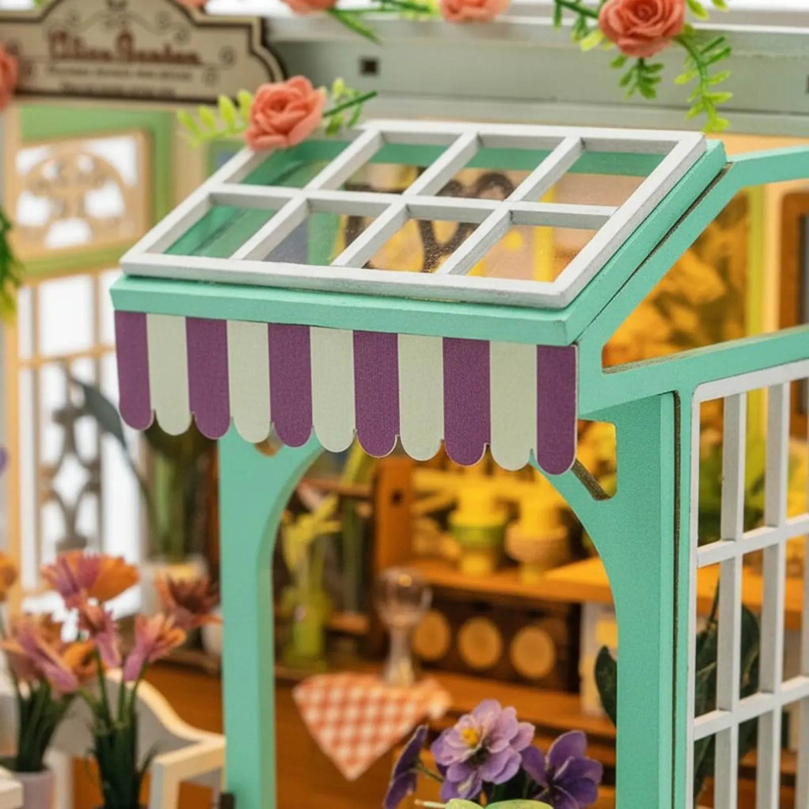 

DIY Botanical Boutique Model Kit Creative Gift Individual Assembly Room Box Lighting Brightness up Model House Intricate