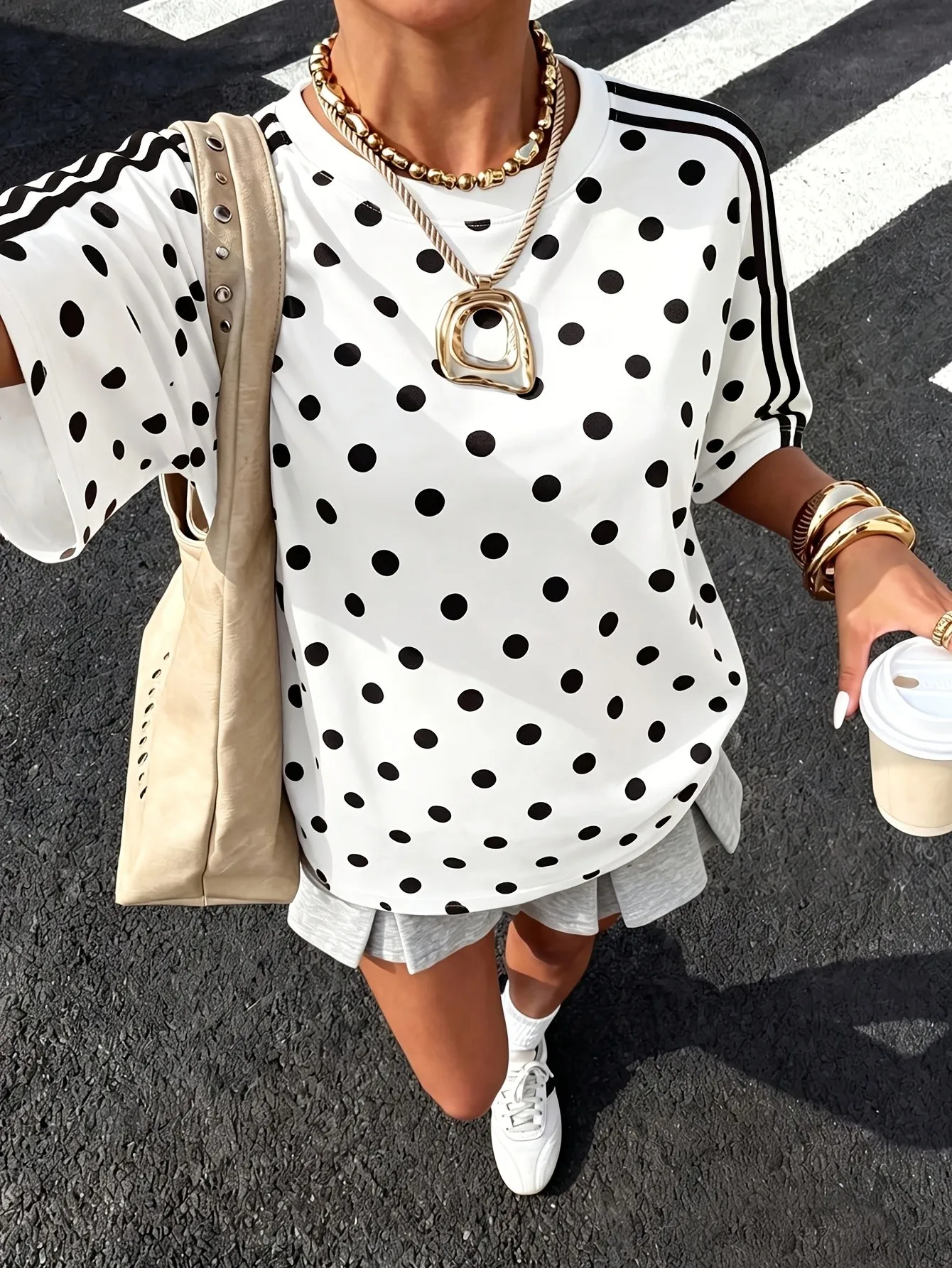 2026 Summer New Street Fashion Casual Comfortable Versatile Comfortable 3D Polka Dot Pattern Printed Women's Round Neck T-shirt