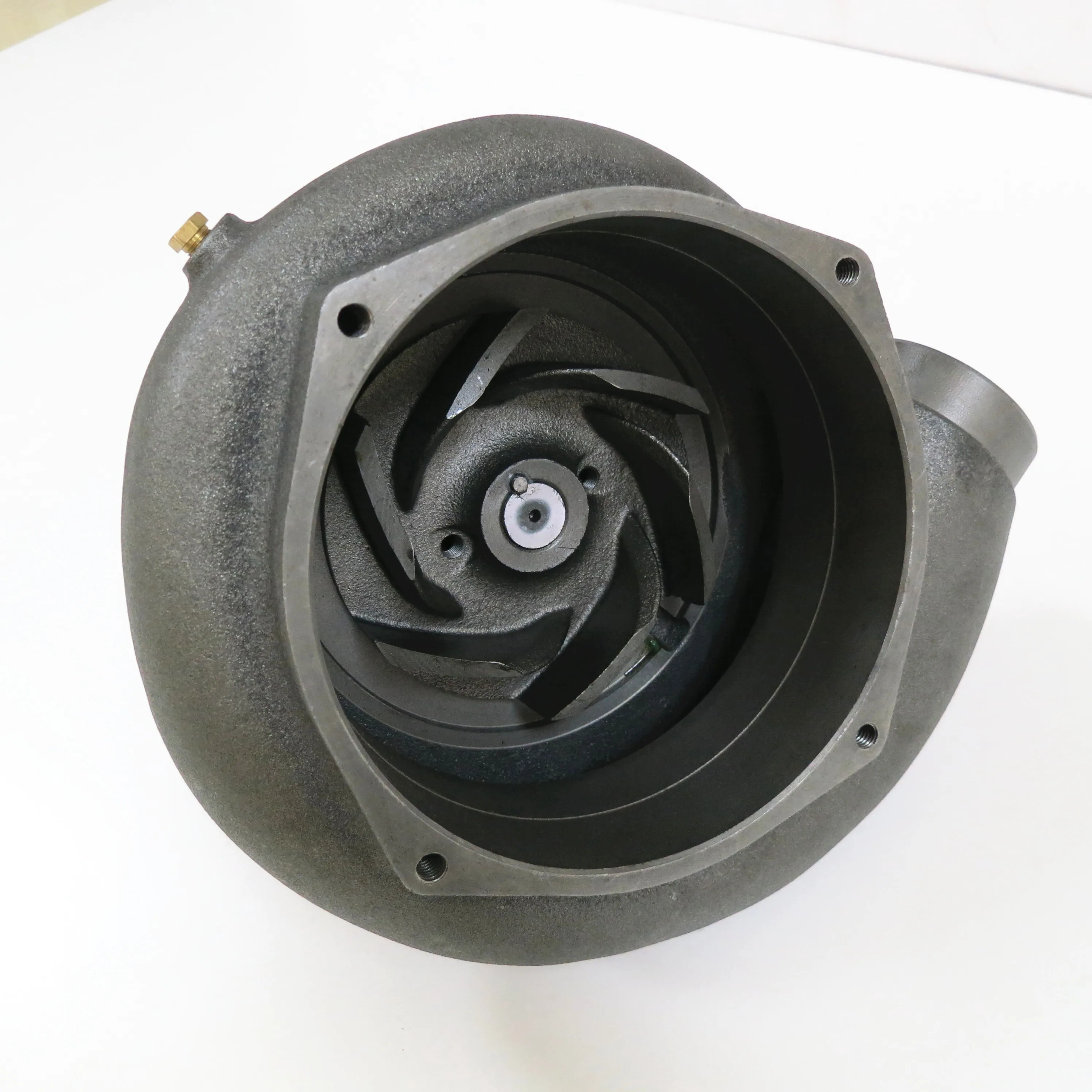 Set Kelautan dan Generator Mesin Diesl K38 KTA38-G2 Pompa Air Assy 3050445 Pompa Air 3050443