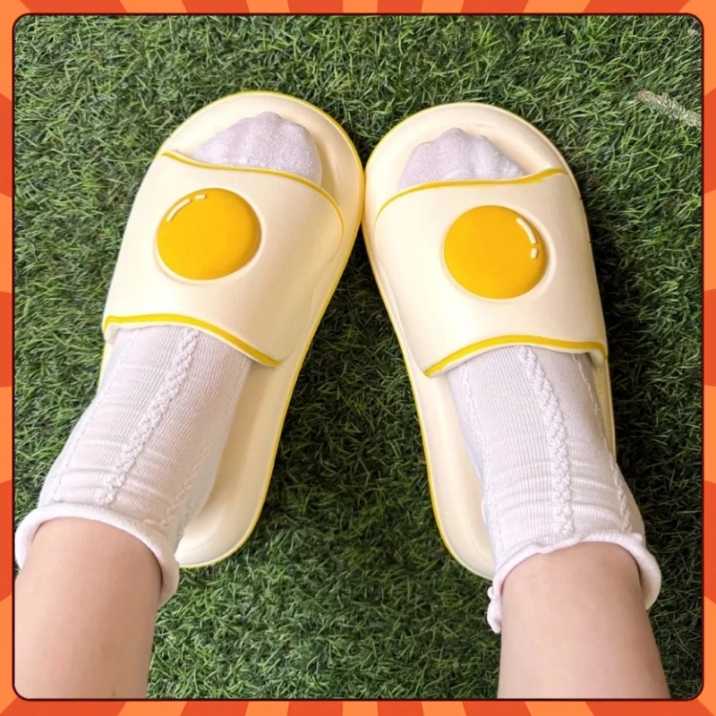 2024 Hot Selling Summer Fried Egg Slippers Cute Girl Slippers Very Soft Antiskid Used At Home For Bathing Thick Sole Girl Gift