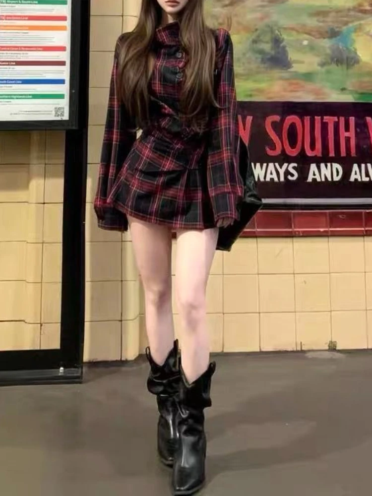 Dark Academia Halloween Abito scozzese vintage New Chic Manica lunga monopetto Abiti a pieghe Autunno High Street Clothes 2025