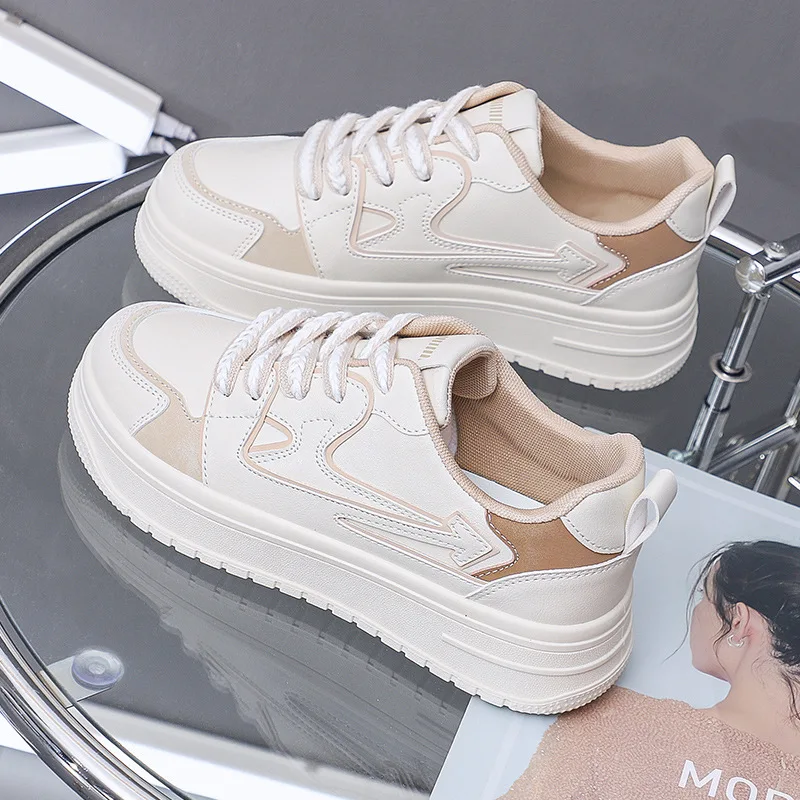 Little White Shoes Female 2023 Spring New Leisure Comfortable Flat Bottom Leather Breathable Student Board Shoes Dad Shoes