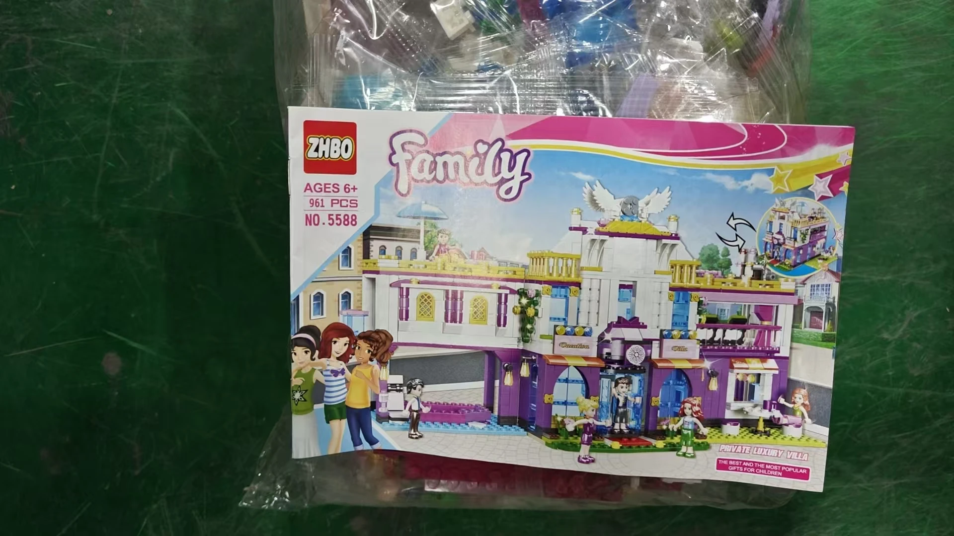 

961 шт. Семейные частные роскошные виллы, строительные блоки, сборка кирпичей для детей