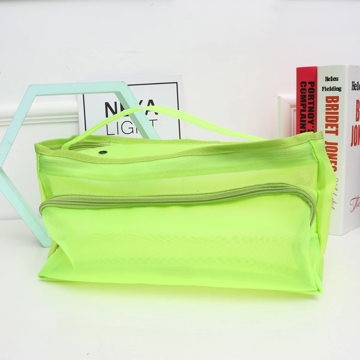 

Foldable Mesh Bag for Yarn Storage Lightweight Nylon Portable Organizer Ideal Woolen Container Tote Outdoor Use Durable Easy