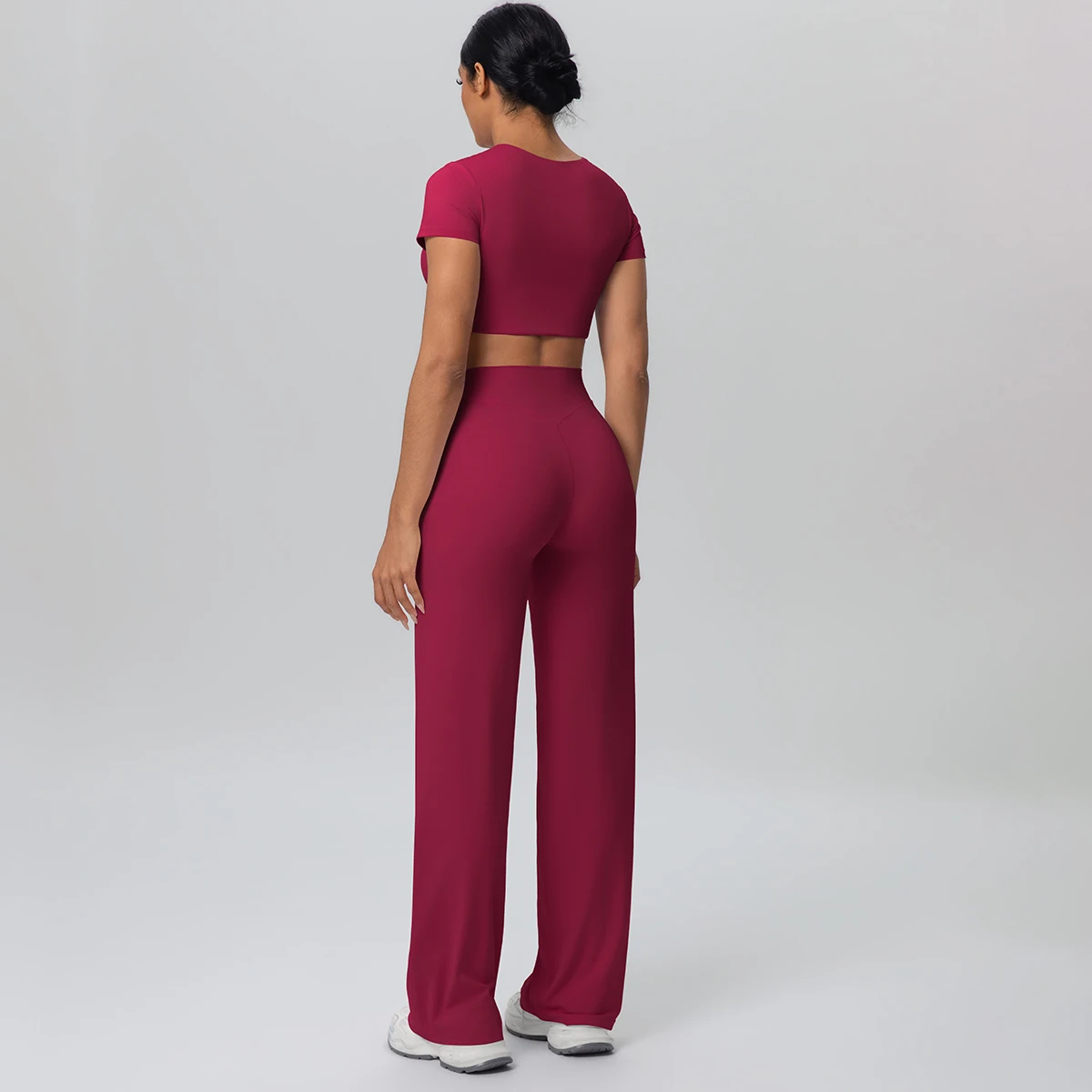2pcs/set Fitness Pants Short Sleeve Yoga Set Slim Sports Running Workout Top T-Shirt  With Chest Pad Push Up Wide Leg Pants Set