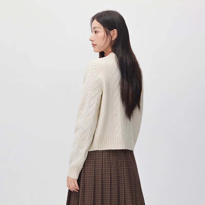 Semir Women Knit Cardigan Cropped Cable Knit Regular Shoulder Versatile Minimal Design 2026 New Winter Daily Wear