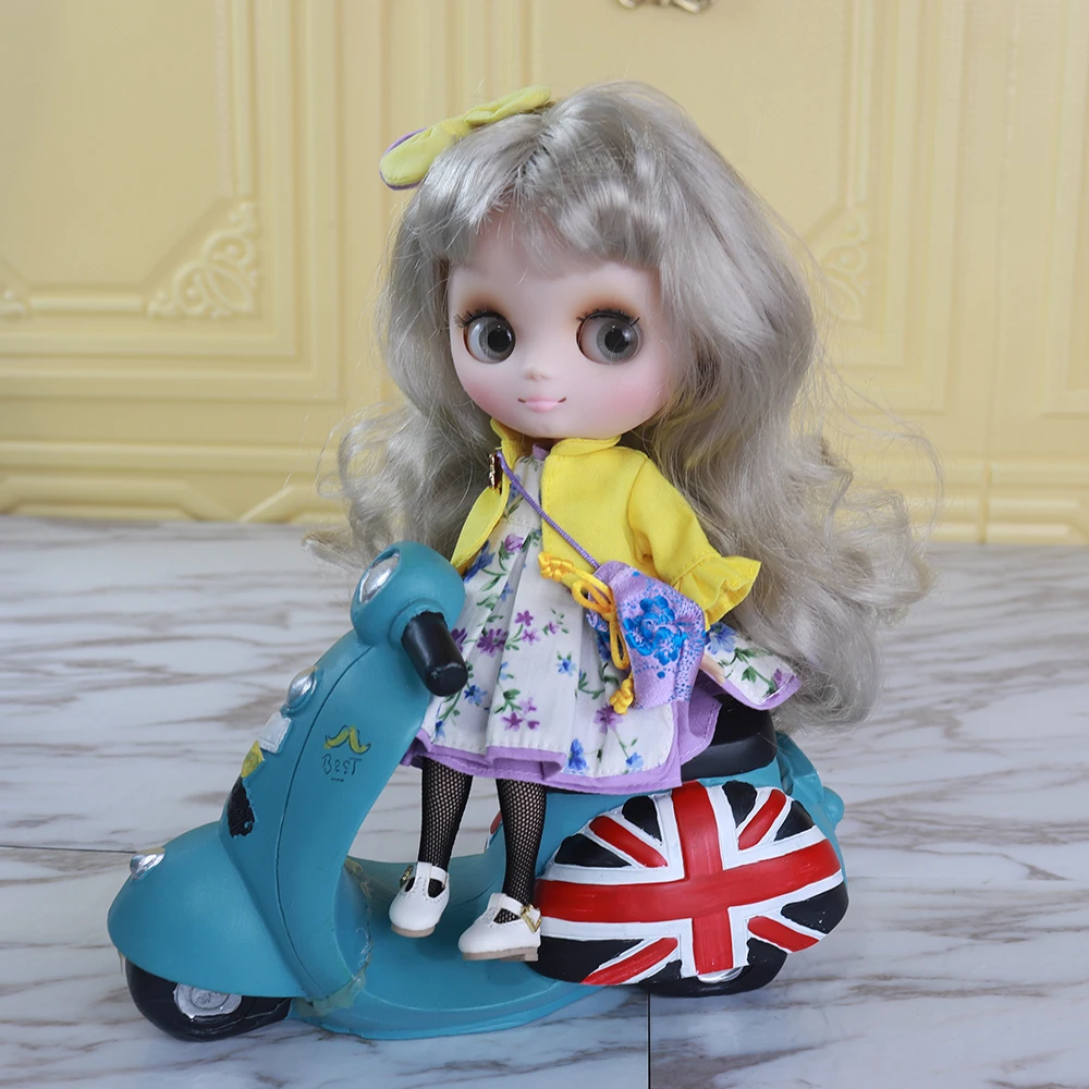 Middie blyth 1/8 BJD ตุ๊กตาชุดกระโปรงเรียบง่ายน่ารักเข้ารูปตุ๊กตาของขวัญวันเกิด20ซม.