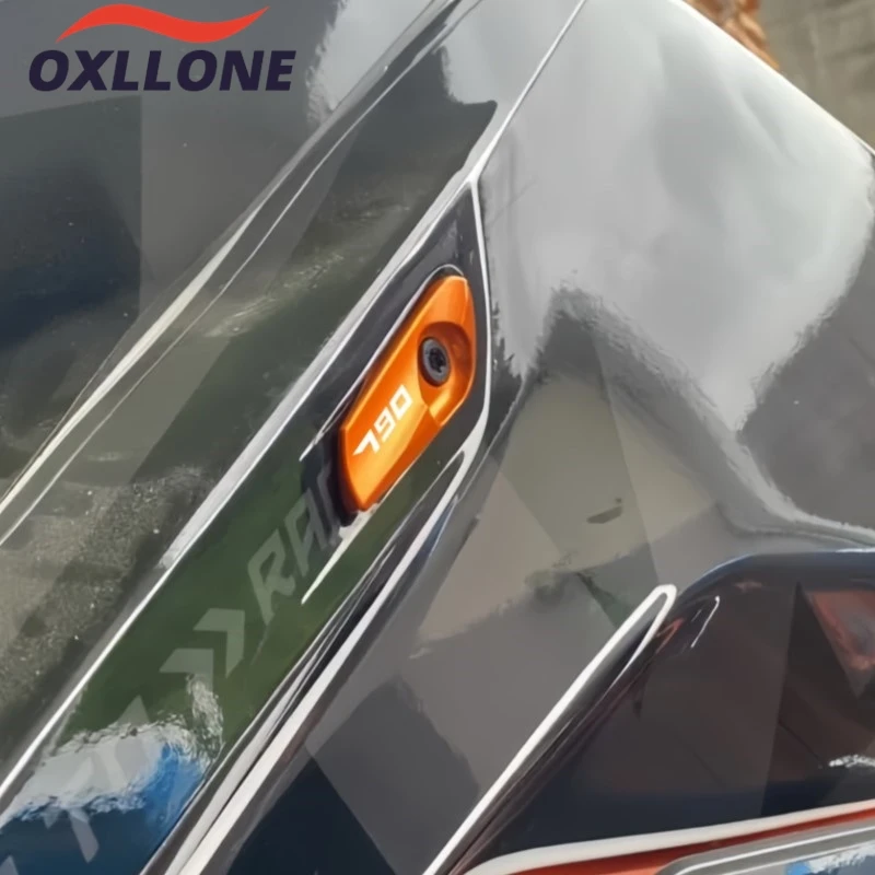 

Защитная декоративная накладка на боковую панель бака из алюминия для 790 Duke, 890 Duke 2017-2026, 890 Duke R 2021-2025