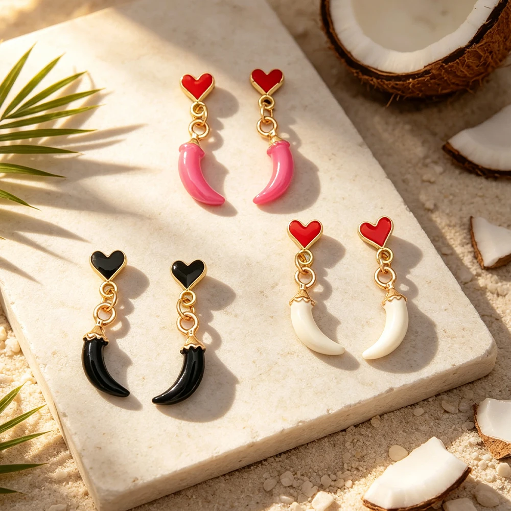 Heart-Shaped Oil-Drip Chili Pepper Design Gold-Edged Dangle Earrings, Available in Black, Pink, and White, Women's Everyday Earrings