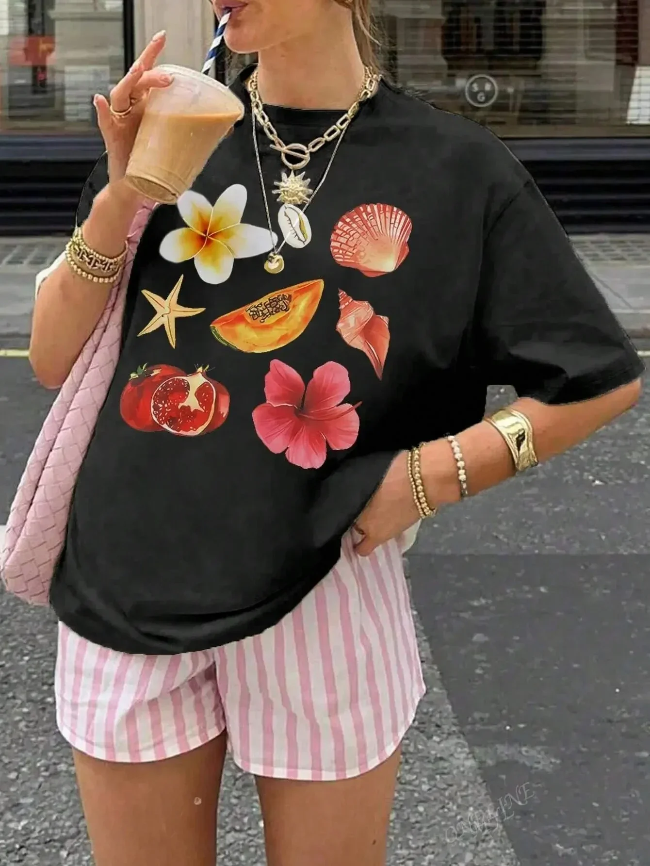 

Seashell Fruit and Flower Vintage Graphic Tops Women's Y2K Print Tshirt Fashion Casual Tee Versatile Short Sleeve Female T Shirt