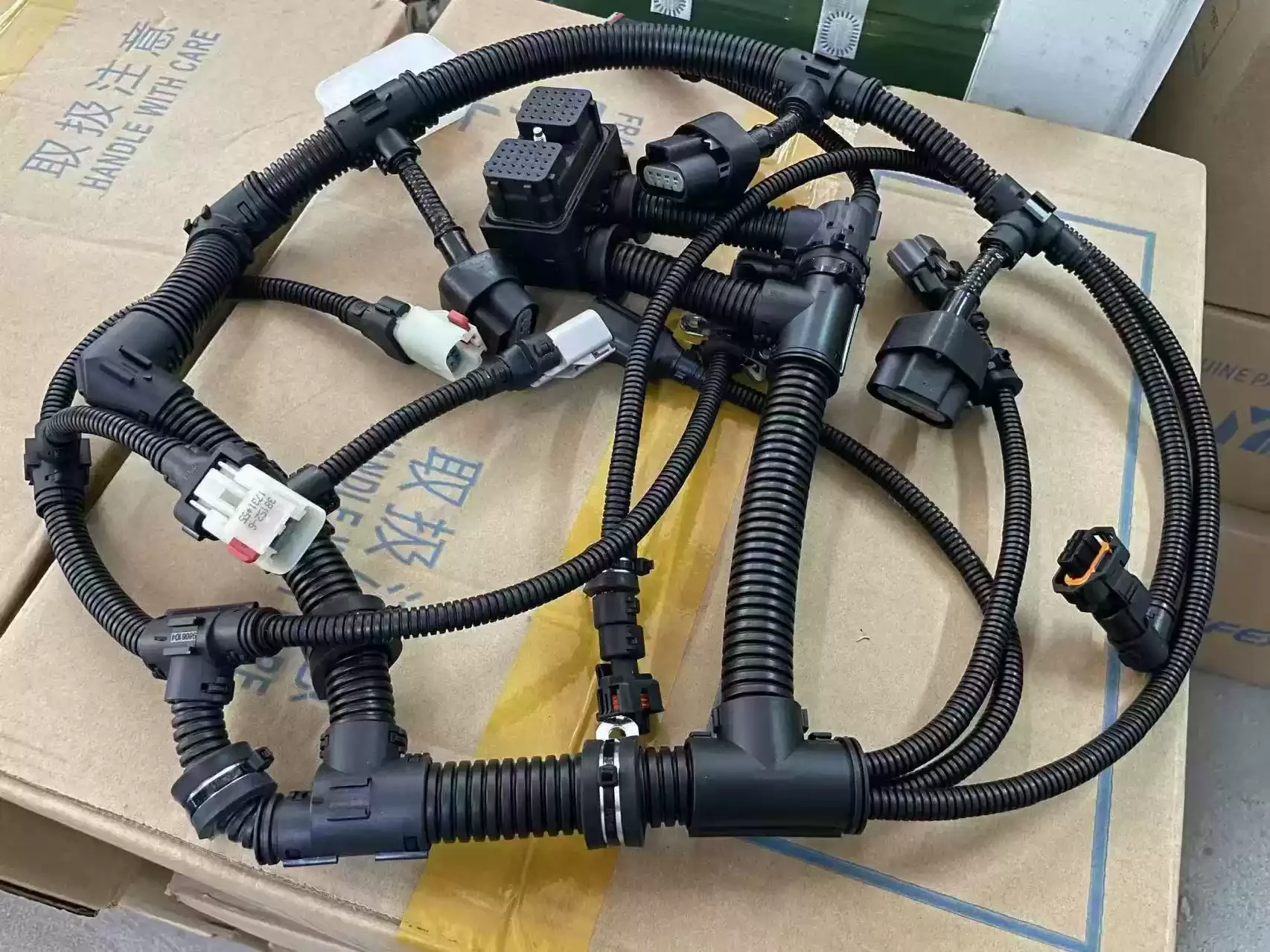 For Komatsu PC200-8 Cummins 6D107 Engine Wire Harness 4939039 QSB6.7 6754-81-9440