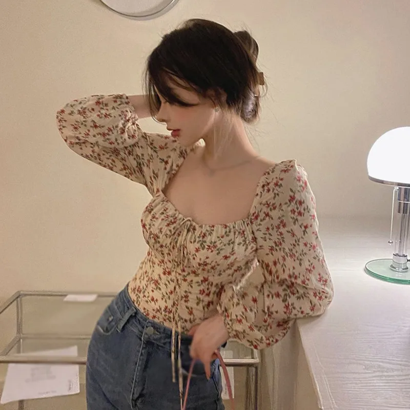 Summer Square Collar Blouse Women Floral Print FRetro Sweet Female Long Sleeves Chiffon Shirt Fashion Short Tops