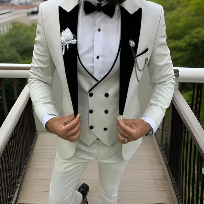 Slim Fit Suits For Men 3 Pcs Wedding Groom Tuxedo Peak Lapel Bridegroom Blazer With Double Breasted Vest Pants