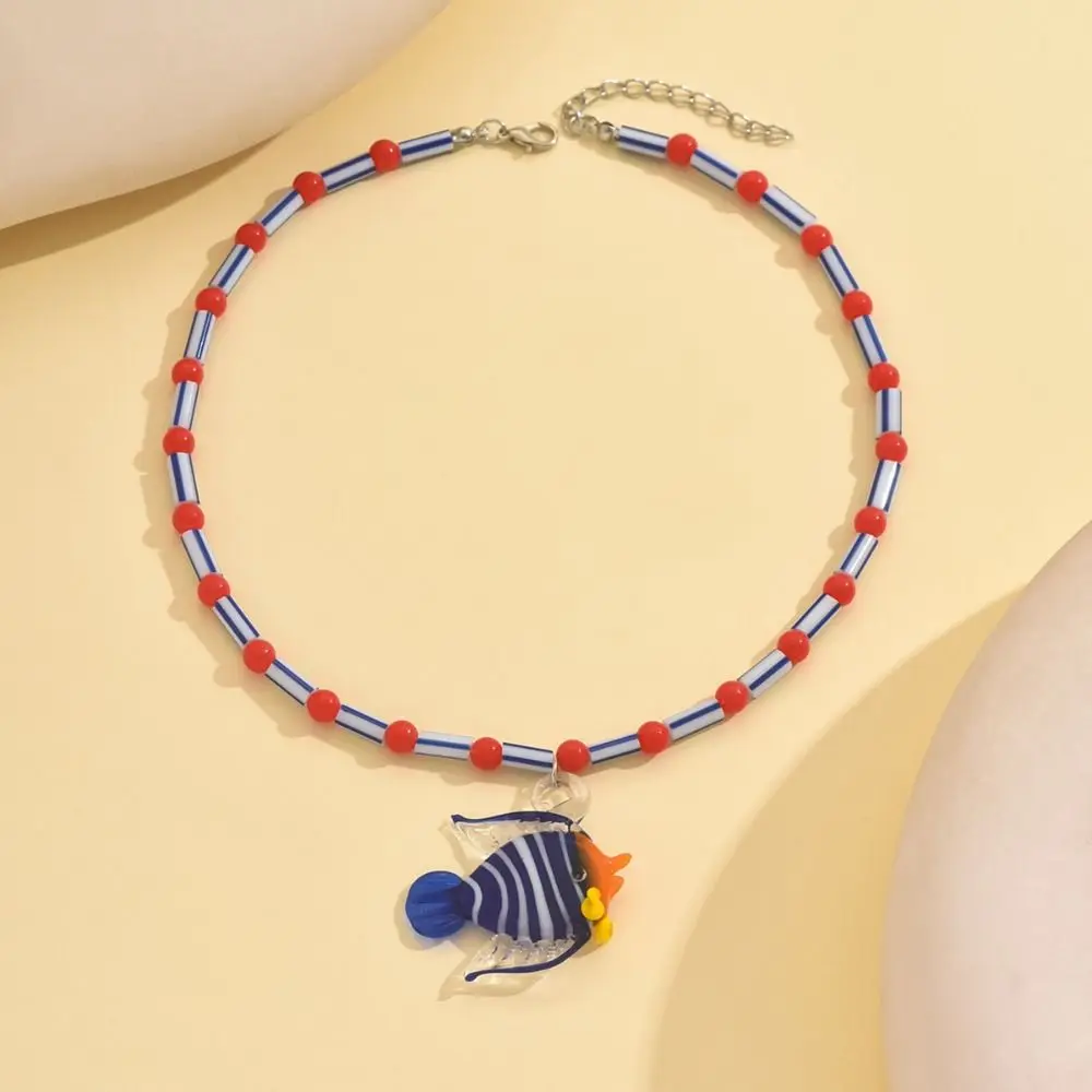 Tropical Island Charm Fish Necklace Fun Ocean Colorful Glass Seahorse Pendant Clavicle Chain Vacation Style Beaded Necklace