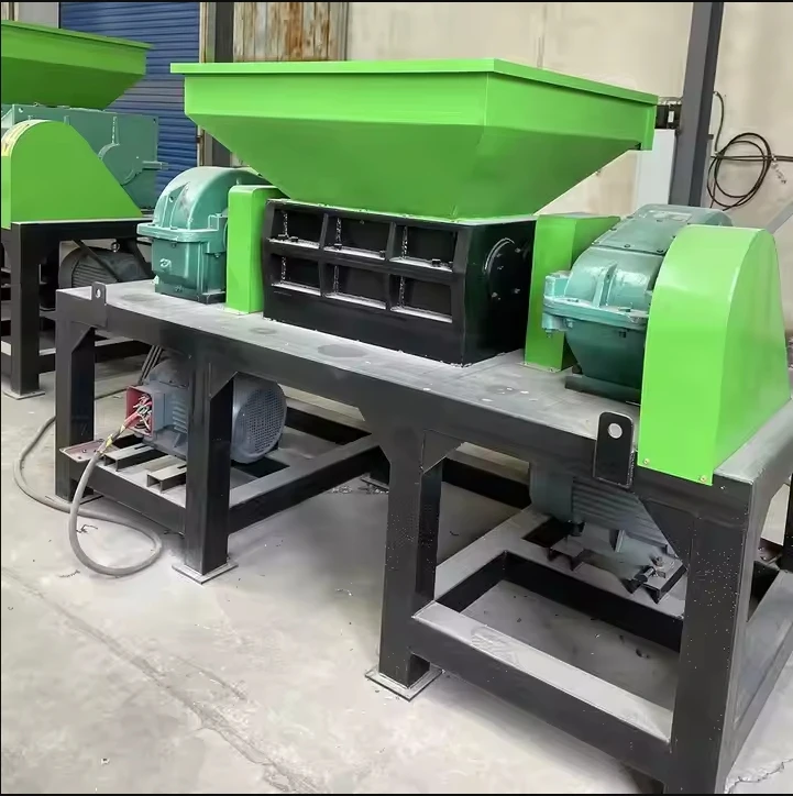 VANEST كسارة إعادة تدوير المطاط الإطارات الثقيلة الصناعية آلة تقطيع الإطارات الشعاعية كاملة لإطارات الشاحنة