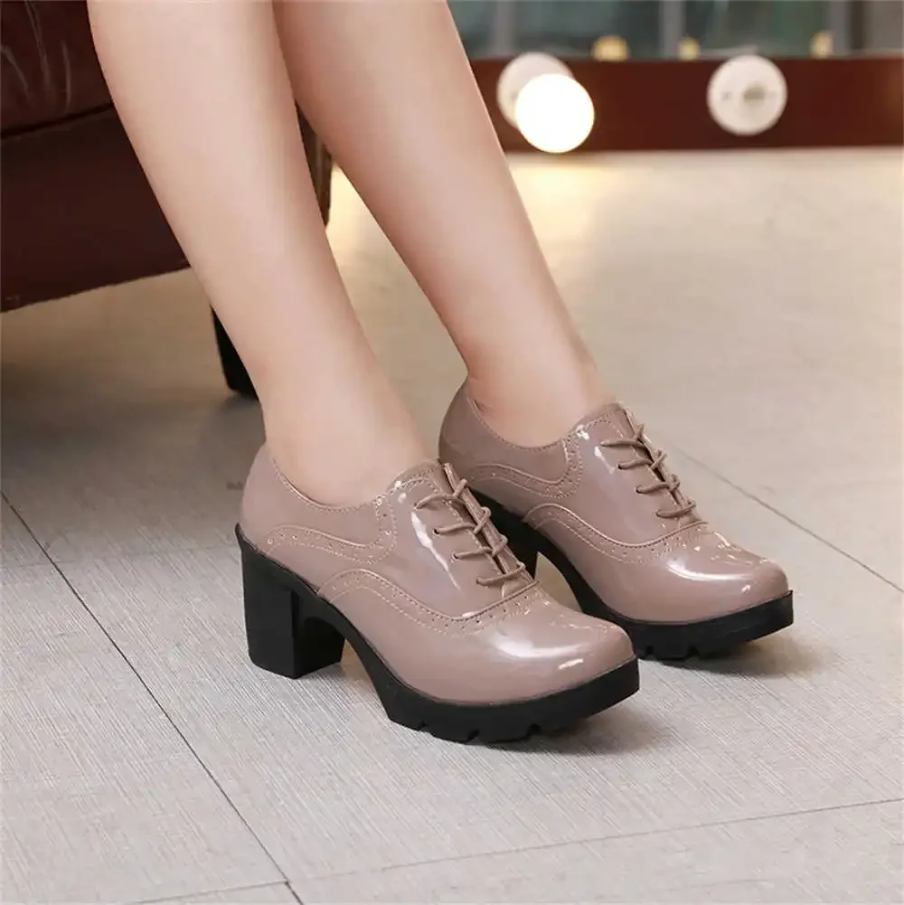 Thick Bottom Lolita Platform Woman Sneakers Dress Best Sellers Shoes Short Heels Boots Sports Scarp Sepatu 2024g Seasonal