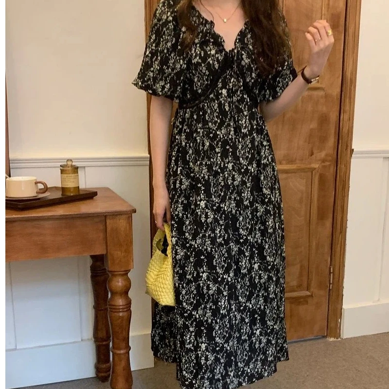 

Floral Print V Neck Flying Sleeve A Line Dress Women Spring Summer French Style Loose Fit Empire Waist Ruffled Detail