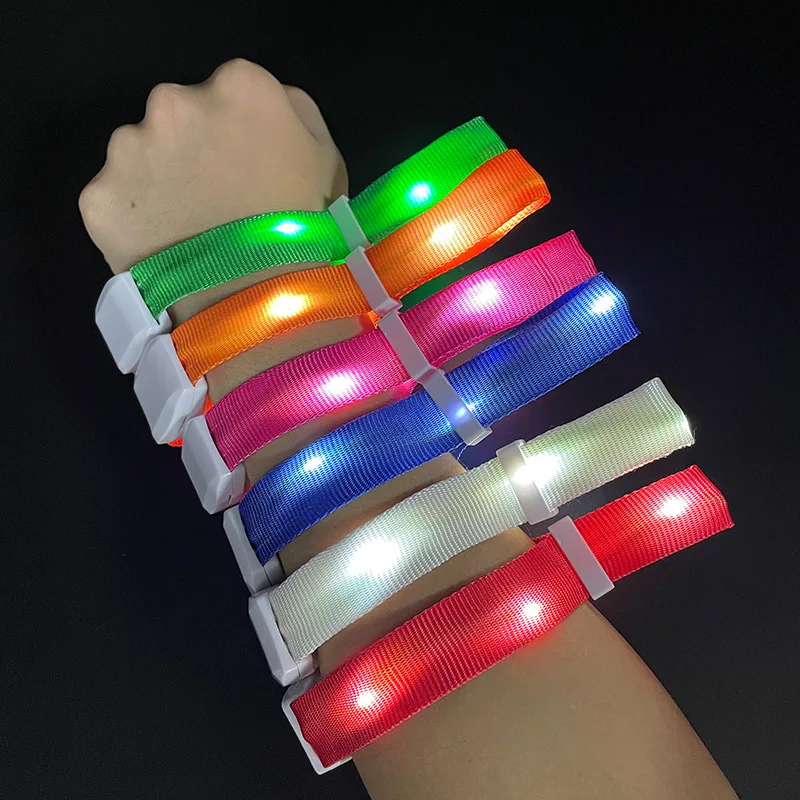 

70pcs/Lot LED RGB Color Change White Case Bracelets With 12 Keys Remote Control for Party Event Free Shipping ZA4467