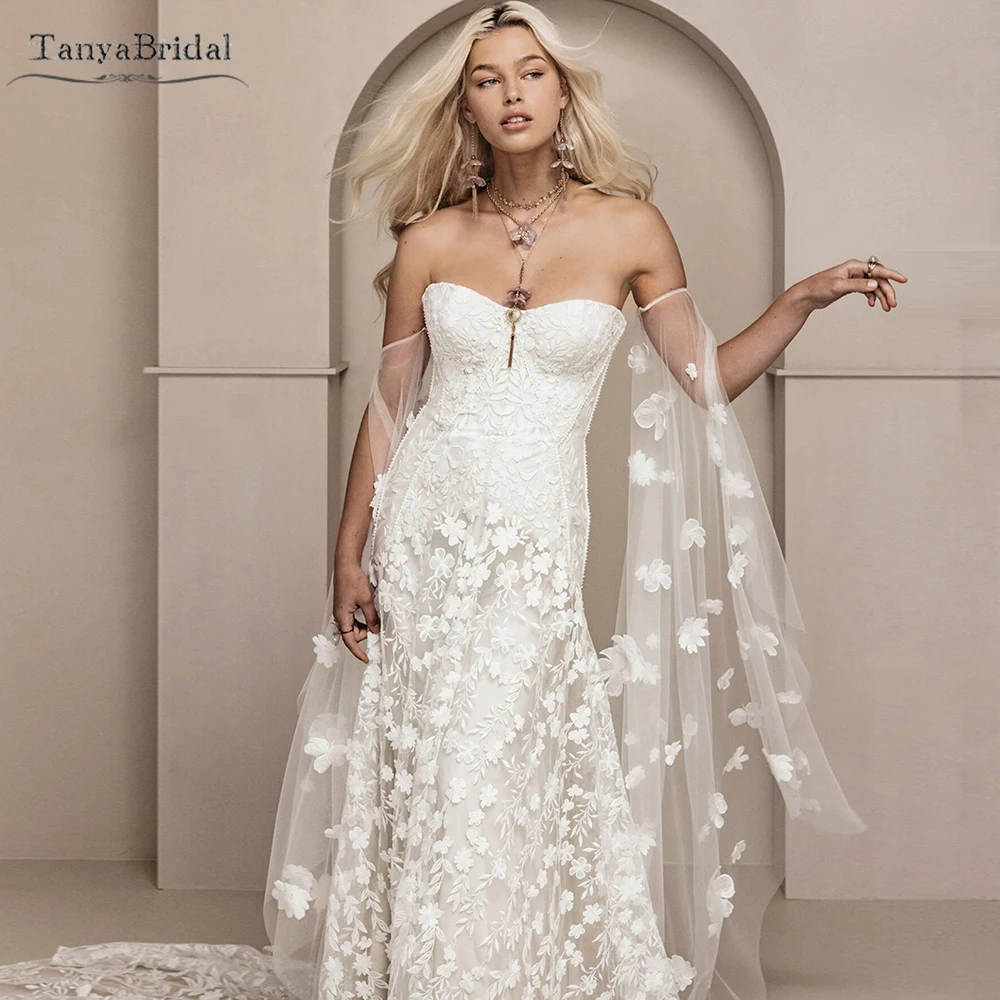 

Spring Meadow Blooming Detachable Sleeves , Embroidered Florals Are Layered Over Tulle Bridal Gloves DG308