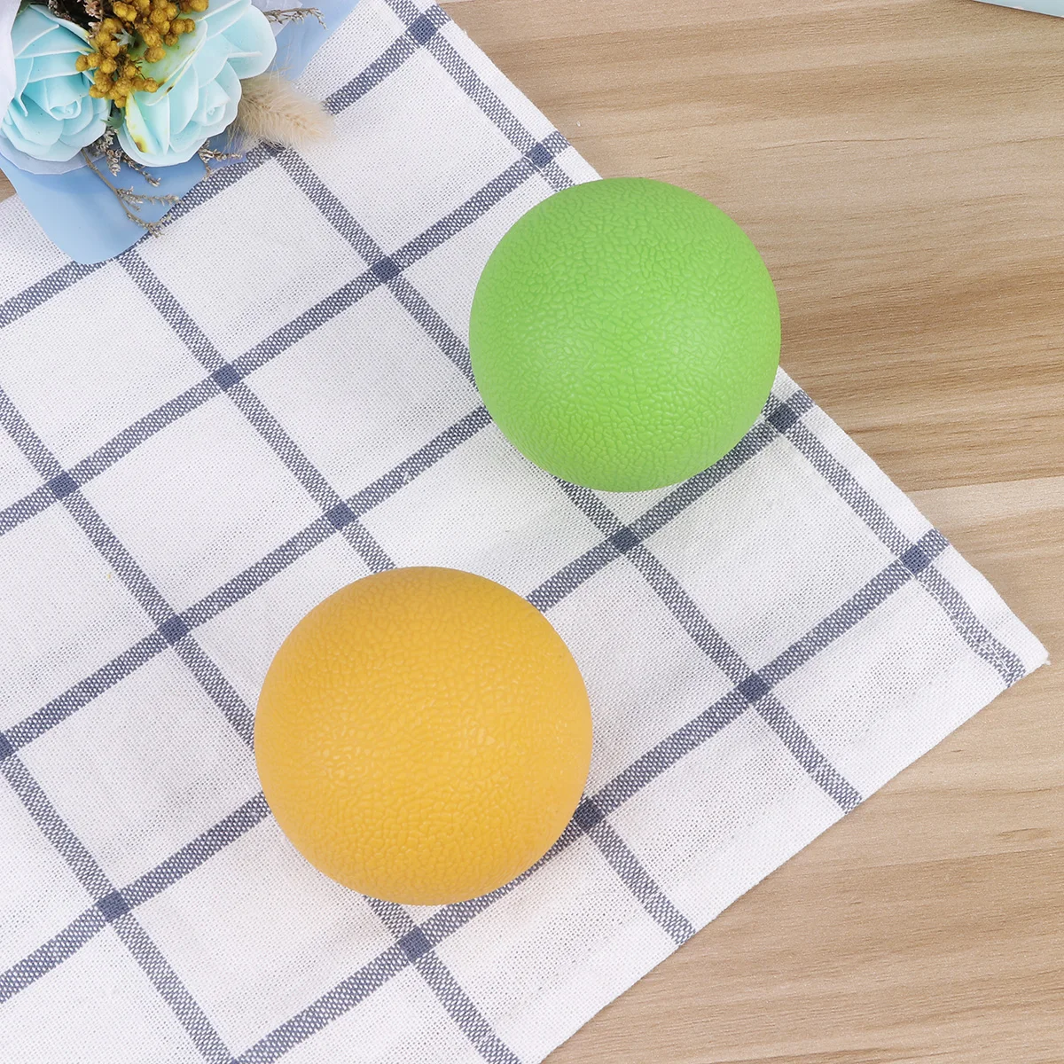 

2Pcs Tpe No Smell Seams Massage Ball for Neck Sacrum Yoga Pilates Recovery Red Blue Massage Ball Back Roller Muscle Roller