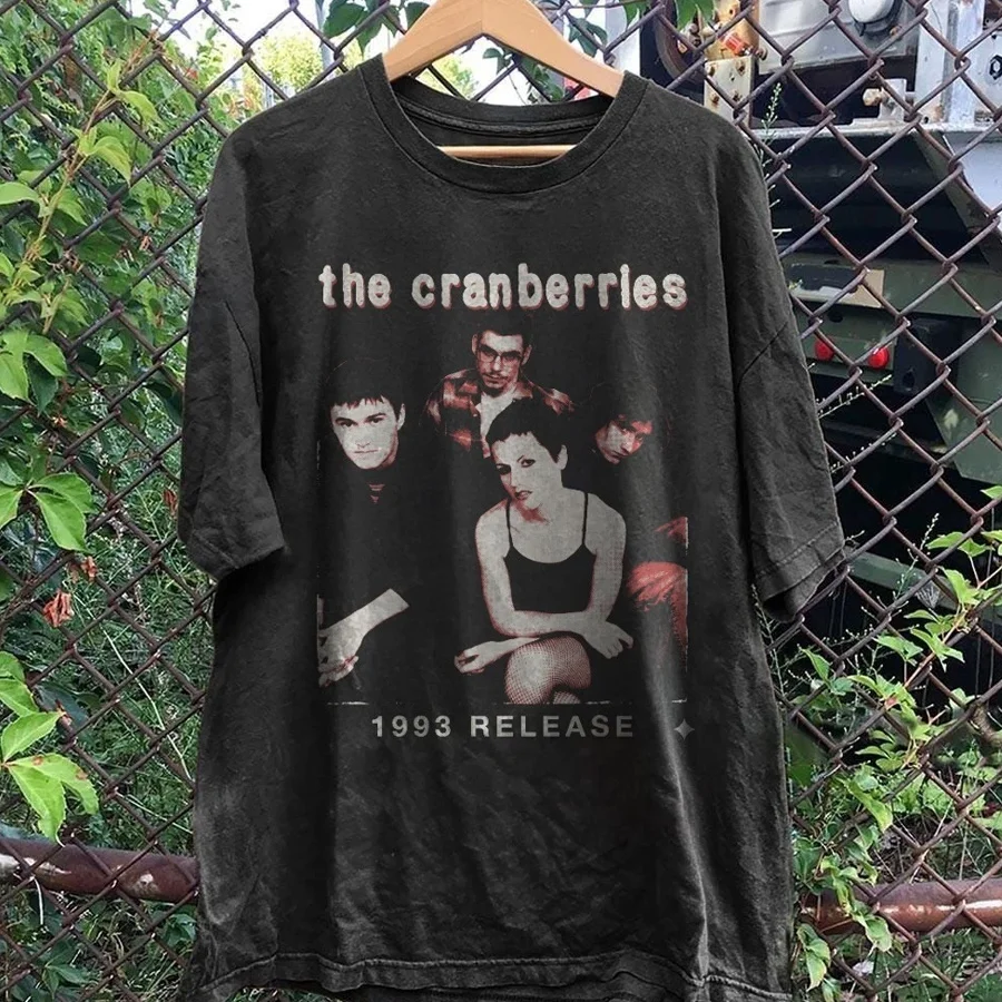1995 Cranberry Band Vintage Pattern T-Shirt Soft Cotton Unisex Crew Neck Short Sleeve Casual Shirt Classic Fit Comfort Top