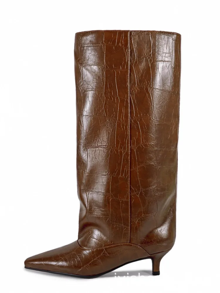 Ladies' Spring and Autumn New Cat Heel Wide Leg Knee Knee Boots Fashion Pointed Women's 35-45 Large Low Heel Middle Leg Boots