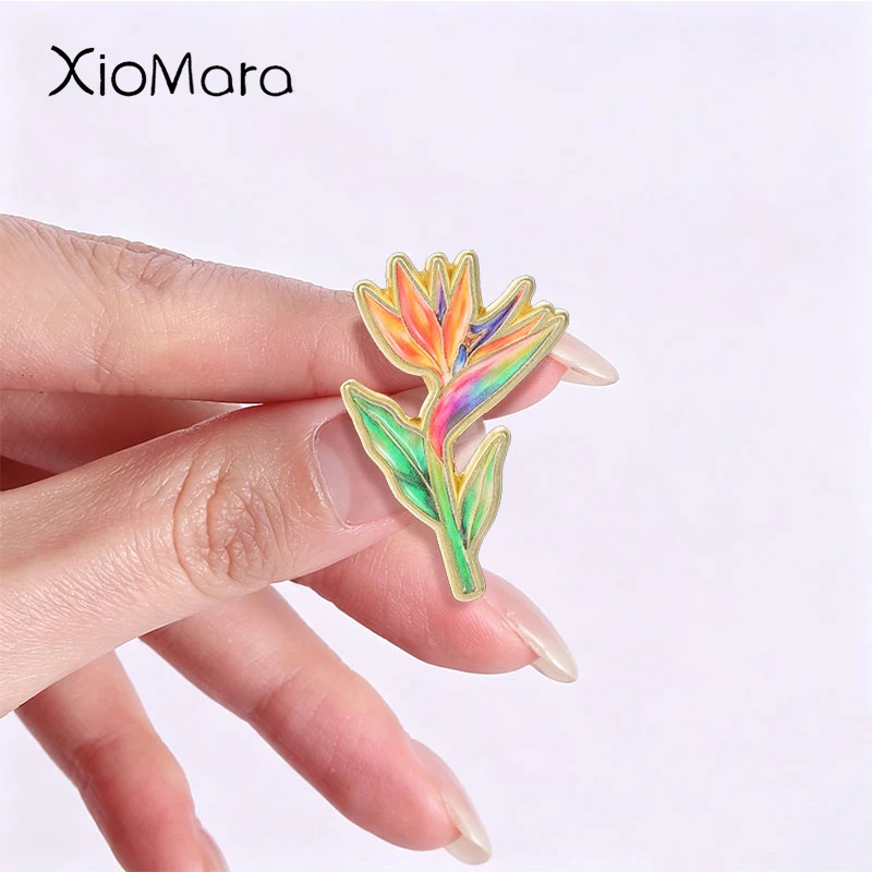 Rainbow Gradient Strelitzia Badge Gorgeous Flower Enamel Pins Fashion Lapel Metal Brooch Backpack Cloth Jewelry Gift for Friends