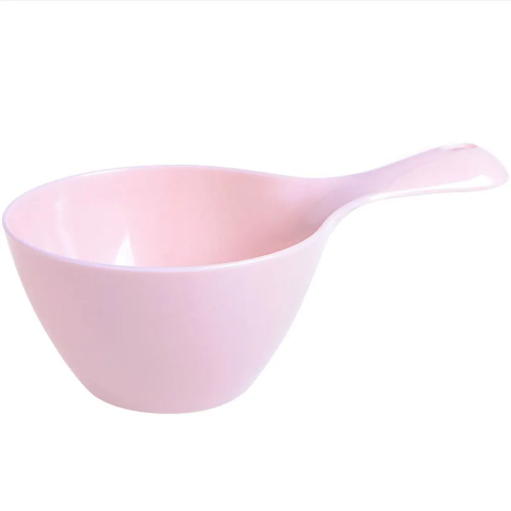 1Pcs Wide Handle Plastic Water Ladle Household Multipurpose Thickened Water Dipper for Bathing Watering Kitchen Bathroom