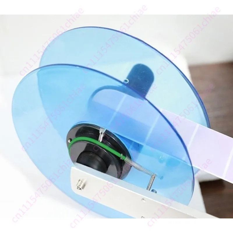 Small Semi-automatic Round Bottle Self-adhesive Labeling Machine Tea Can