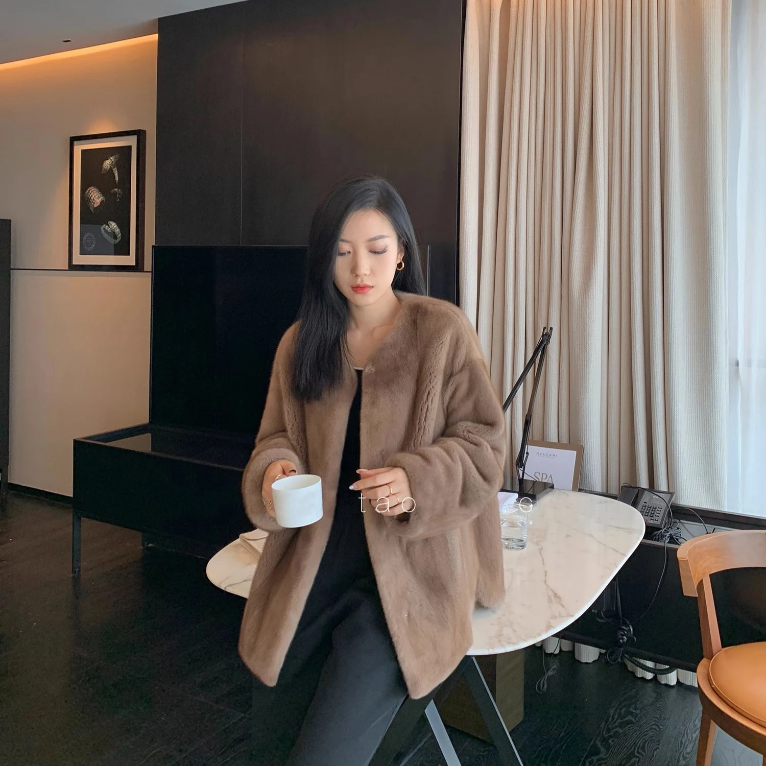 معطف نسائي من الفرو المتقدم والصديق للبيئة، منتج شتوي جديد، سترة سميكة وفضفاضة من فرو المنك الصناعي من قطعة واحدة