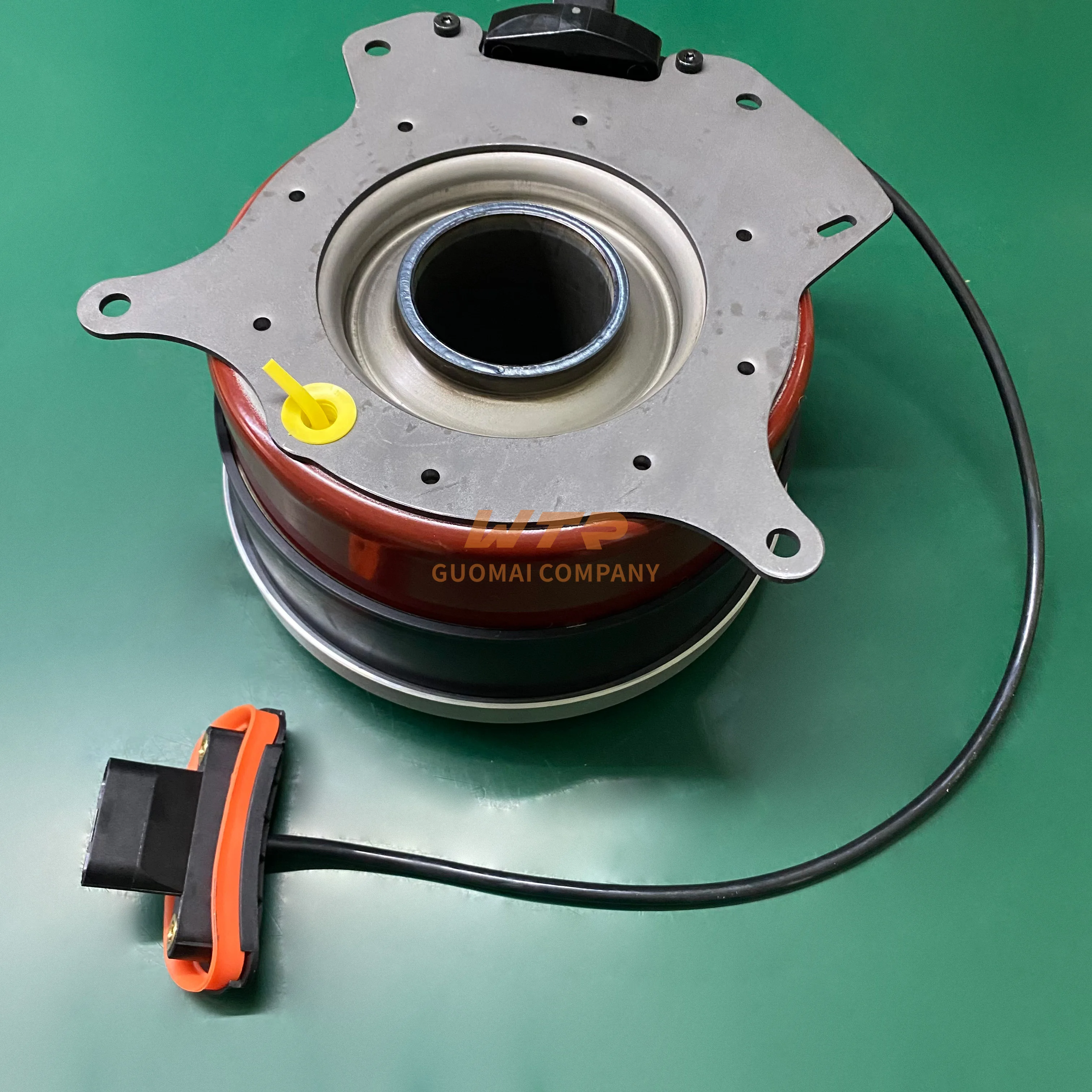 For Truck Parts 6482000216 6482000203 501221020 Brake Systems I-Shift Clutch Cylinder Transmission Central Slave Cylinder for M-